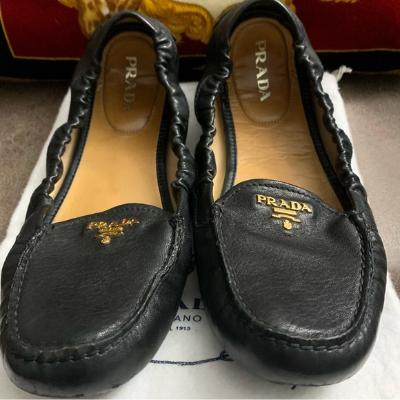 Prada Leather flats - Picture 1 of 10